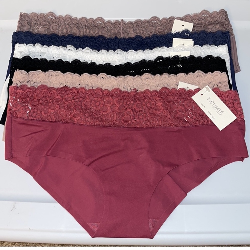 Bundle 6 pieces Lace Waistband Seamless No Show Panties Underwear. NWT
